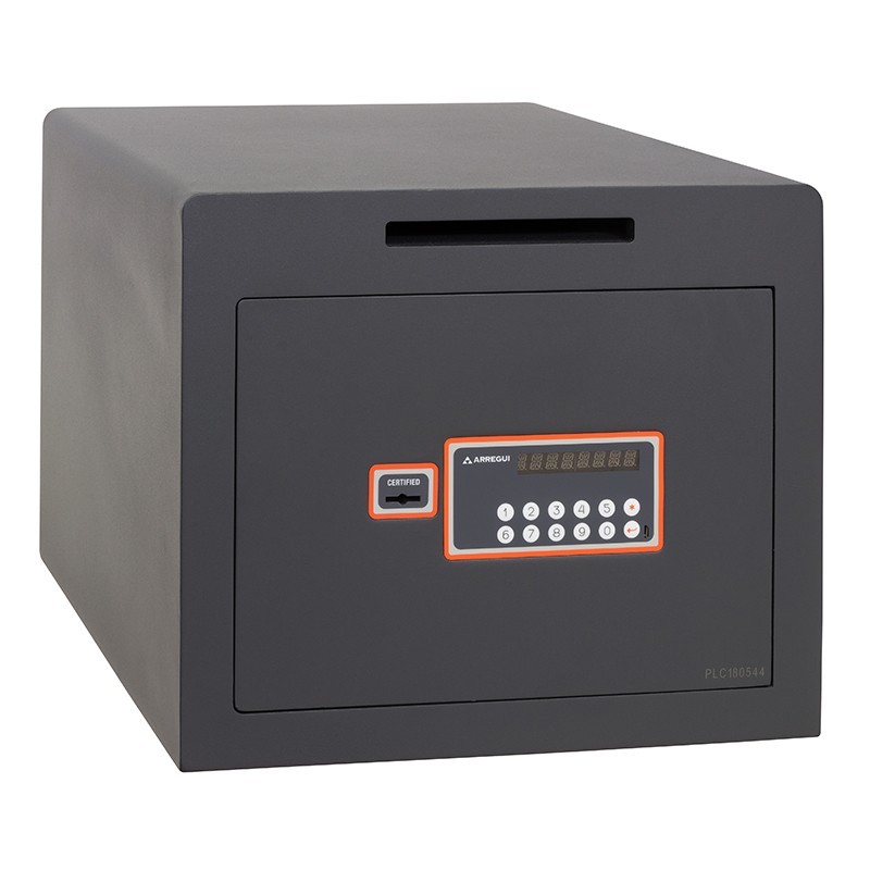 Overlapping Safe Plus C with Slot | ARREGUI