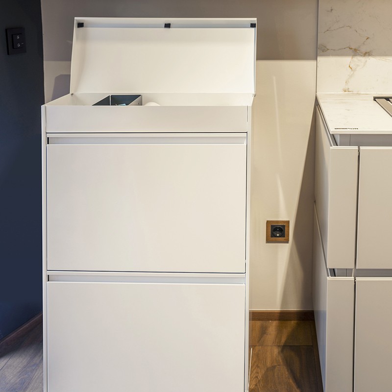 Trash and Recycling Bin Top 4x17 L | ARREGUI