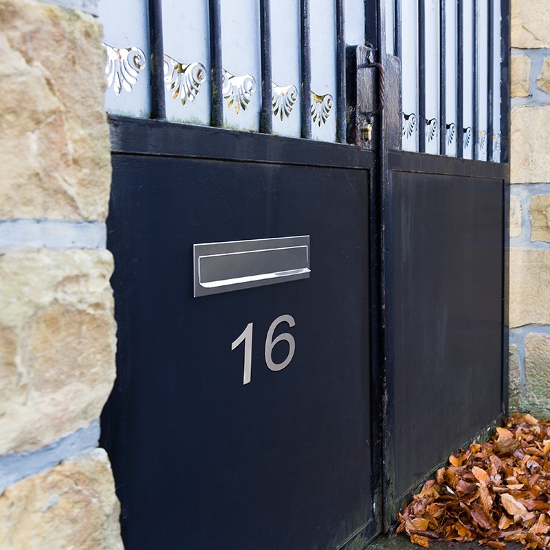 Stainless Steel Letterbox 33 cm | ARREGUI